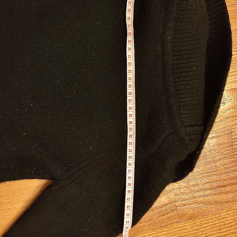 Banana Republic cardigan - Picture 10 of 14